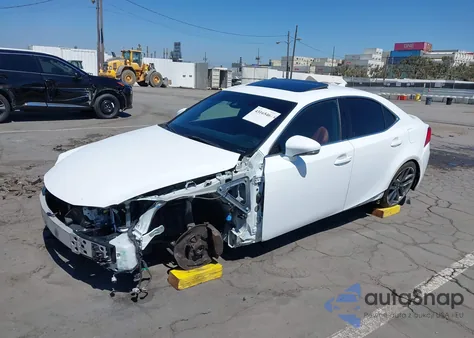 2017 Lexus Is 350 z USA, uszkodzony, nr VIN JTHBE1D24H5029672